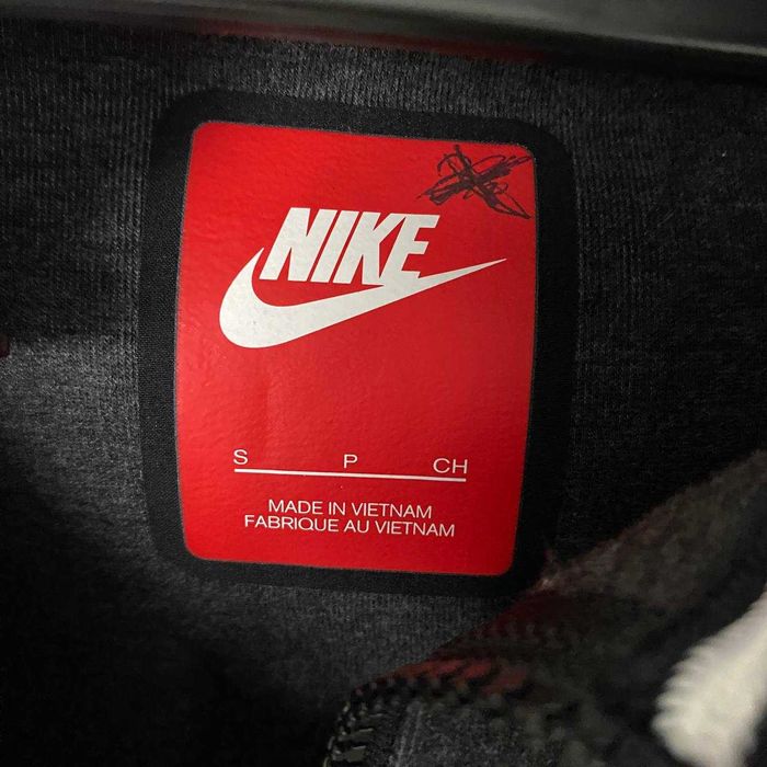 Зип худи кофта на змейке Nike Tech Fleece S-M размер