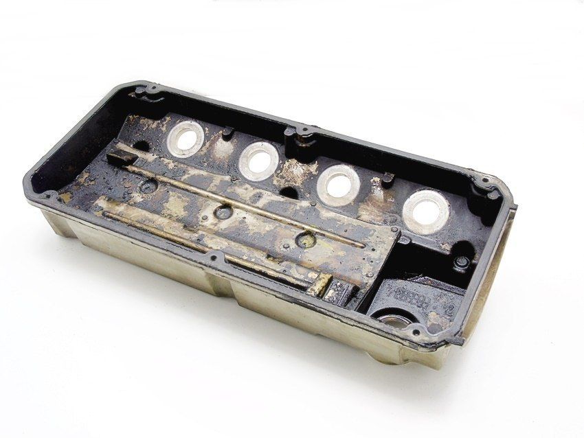 Pokrywa Zaworów 2.4 Mivec Grandis Outlander Eclips