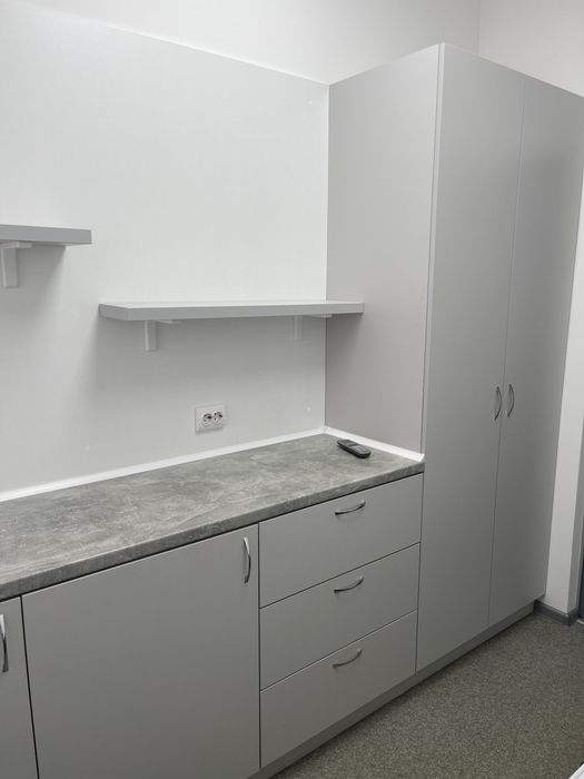 Оренда кабінету в самому центрі міста, комунальні входять в вартість!