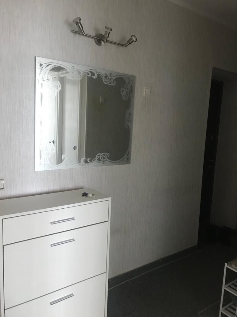 Продаю 2 х кімнатну квартиру в центрі міста Миколаєва.