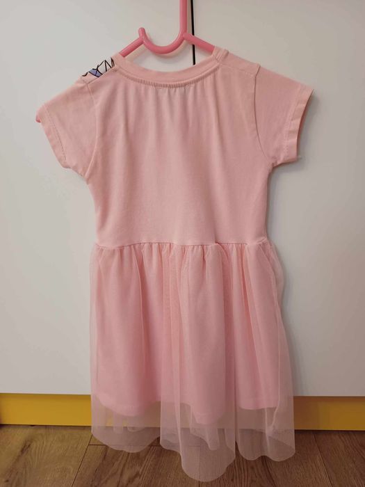 5 ślicznych  sukienek  rozm. 98