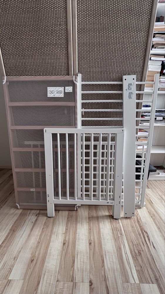 Łóżeczko dziecięce IKEA z materacem