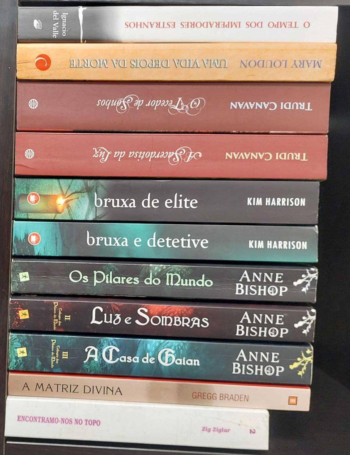 Livros usados como novos