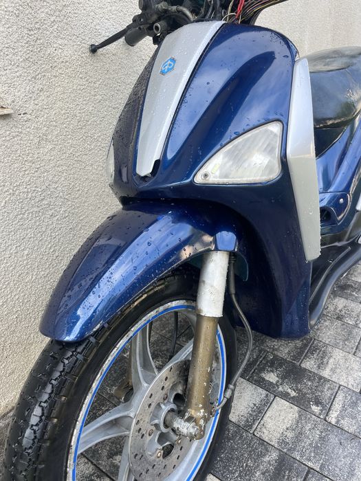 Скутер piaggio liberti
