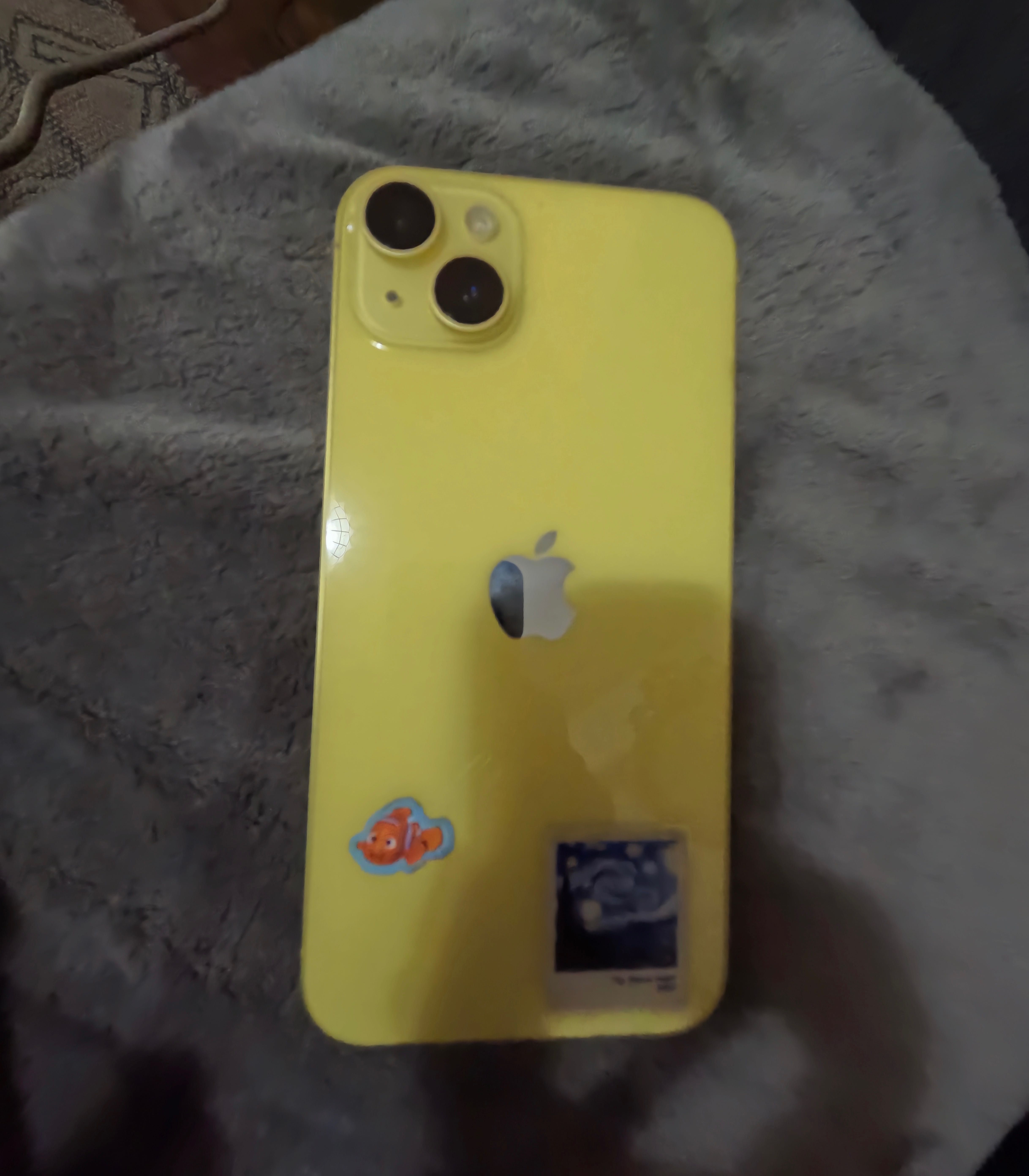iPhone 14 plus ESIM