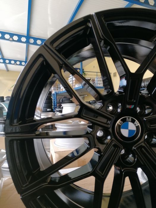 Felgi aluminiowe Bmw 1 3 4 5 X1 X2 X3 X5 czarne 5x120 18x8.0