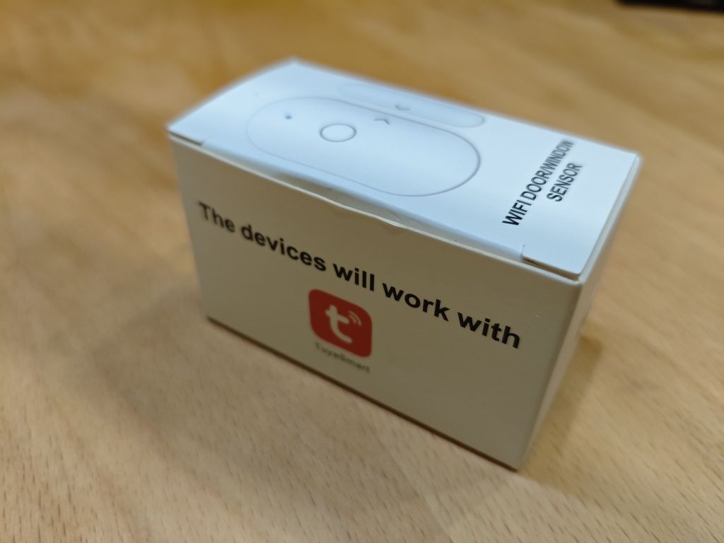 Tuya Fuers smart WiFi door sensor. Датчик відкриття дверей.
