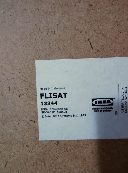 Ikea Flisat stojąca półka na książki