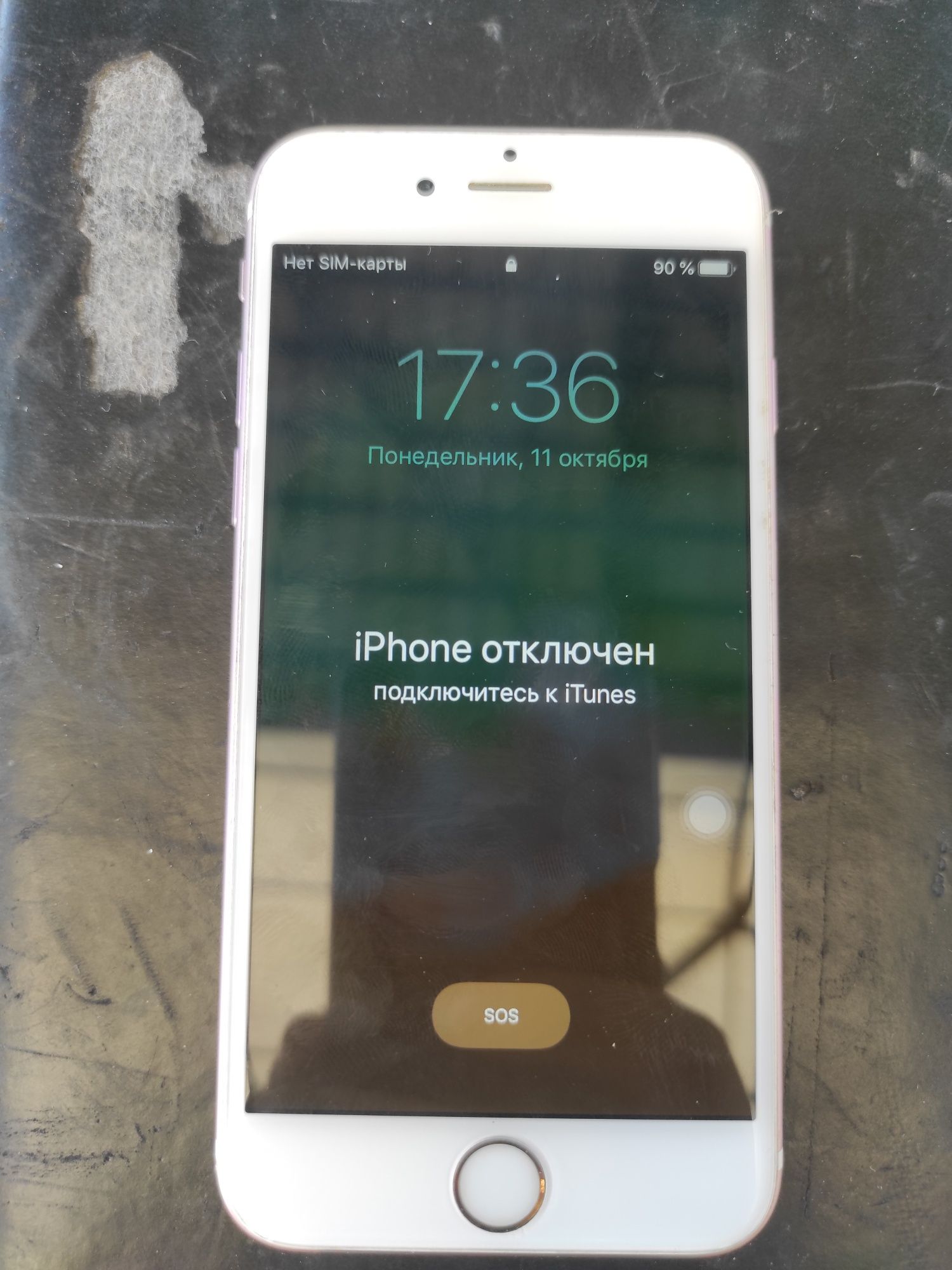 Продам Iphon 6s на айклауде состояние на фото