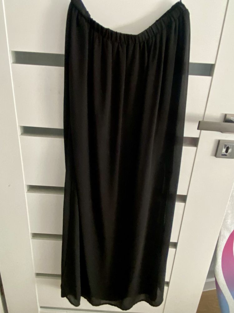 Czarna długa spódnica Amisu