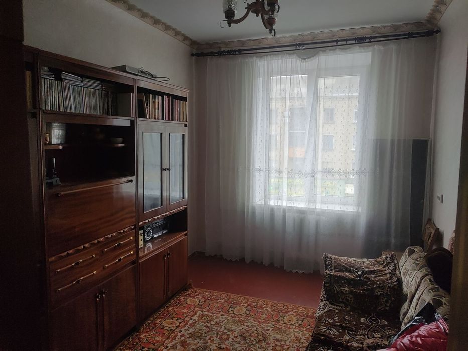 Продаю полнометражную сталинку на Сухой Балке