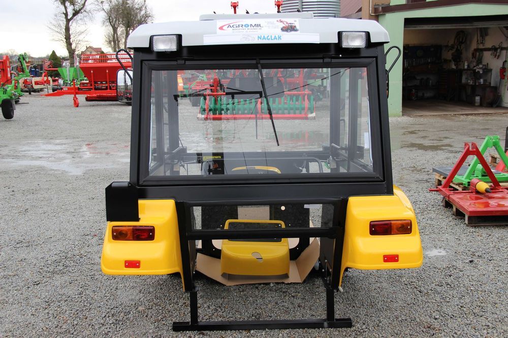 Kabina C330 maska C- 330 Naglak zestaw żółty kabiny maska