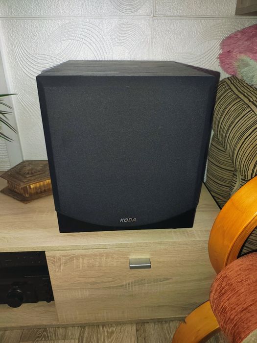Subwoofer koda 100w.