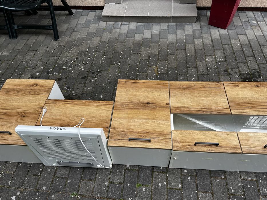 Sprzedam meble kuchenne firma BRW