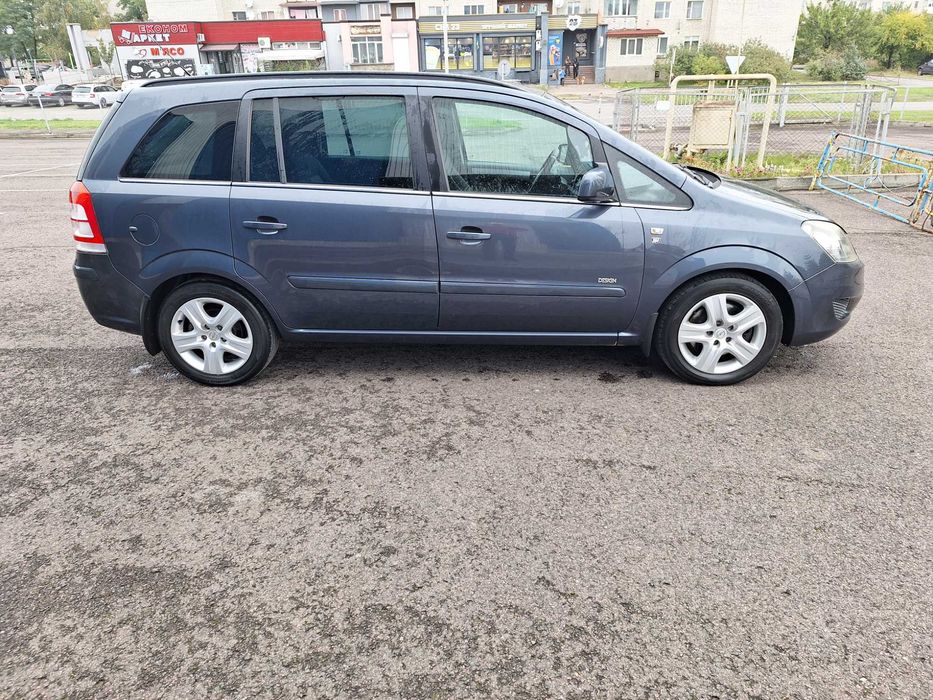 Opel Zafira 2010