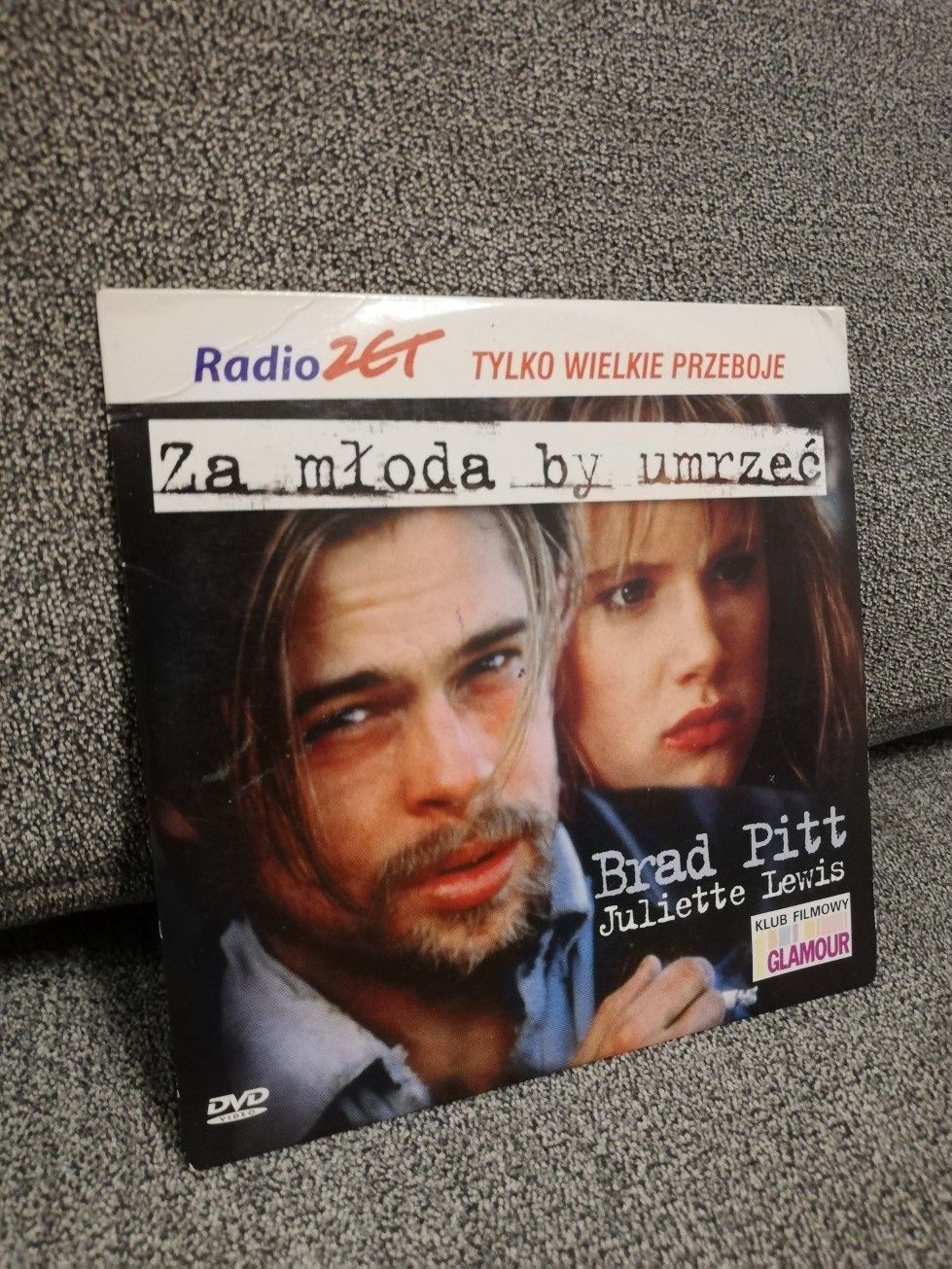 Za młoda by umrzeć DVD wydanie kartonowe