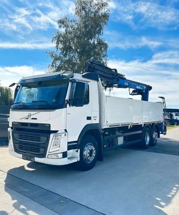 Volvo FM420 6x2 z zabudową budowlaną  / oś podnoszona i skrętna / HDS Atlas / Euro 6 / 238 000 km