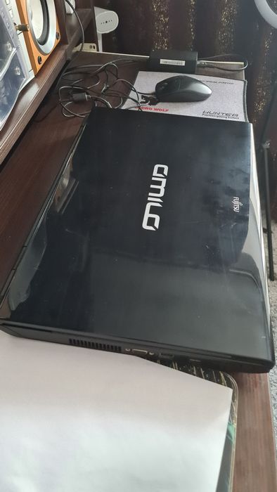 Ноутбук Fujitsu Siemens Amilo li3910i, 18.4"