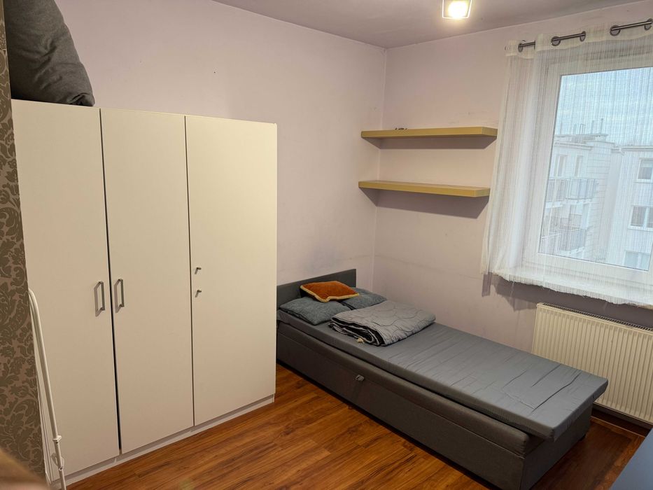 Samodzielny pokój z parkingiem