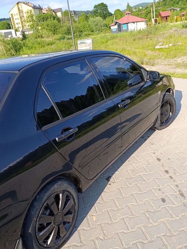 Лансер 9 в хорошому стані