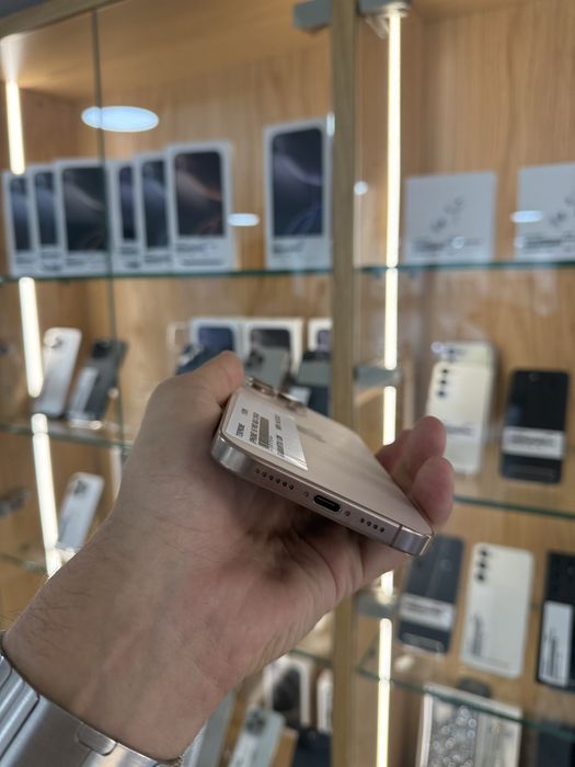 IPHONE 16 PRO MAX 256GB COMO NOVO