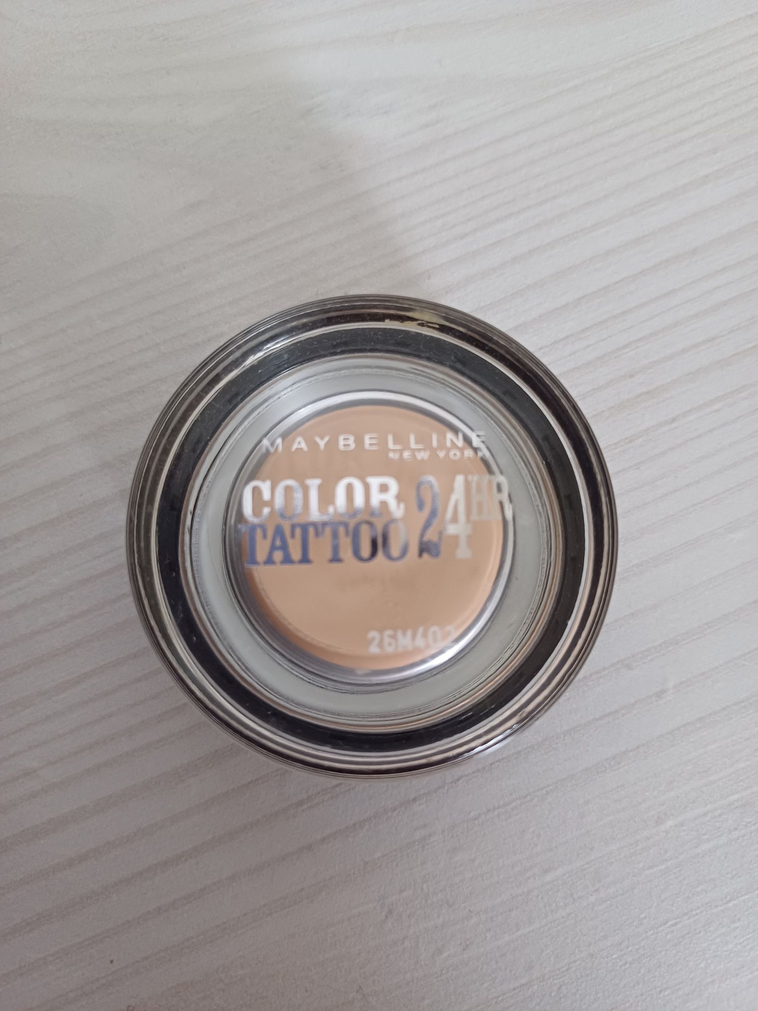 Maybelline Color Tattoo cień do powiek w kremie Creme de Nude 93