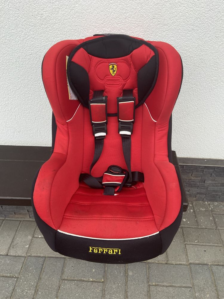 Fotelik Ferrari 9-18