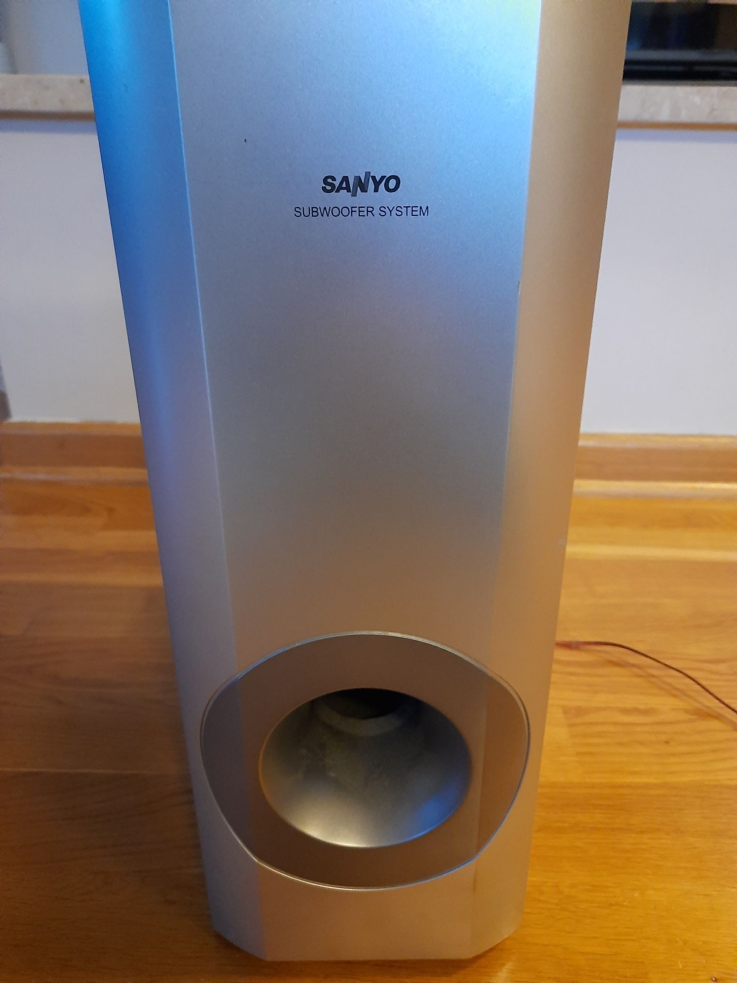 Subwoofer SANYO SX-TS760W pasywny