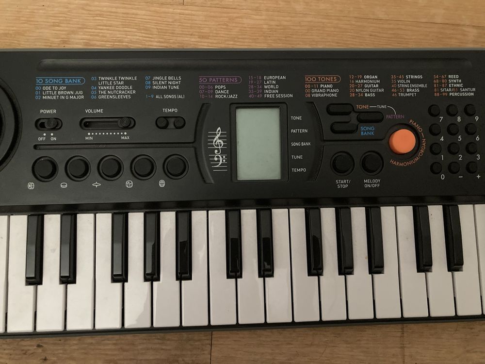 Teclado CASIO Sa-77 Pequeno