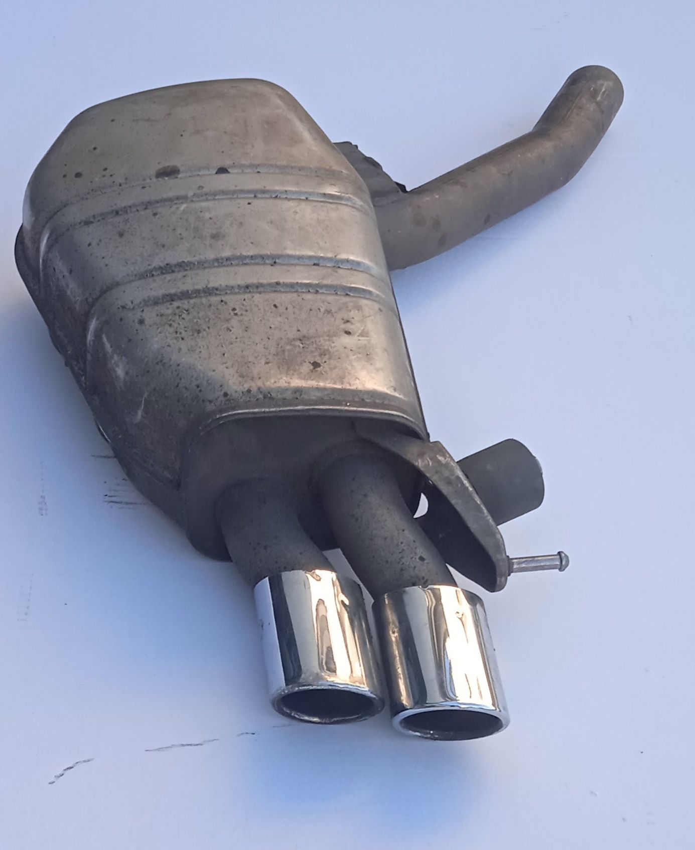 Tłumik końcowy Przelotowy BMW F10 F11 5er 2.0 D