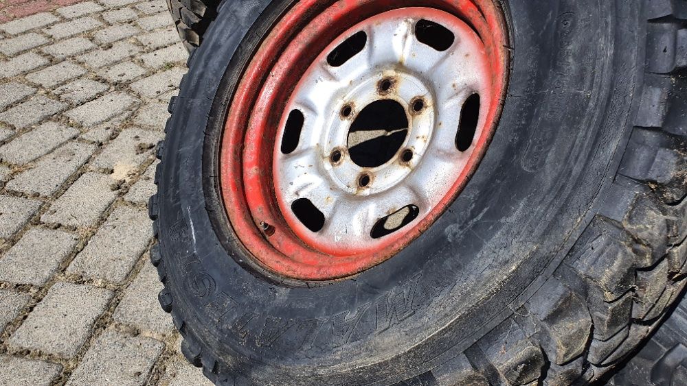 Off road opony 265/75 R16 używane isuzu