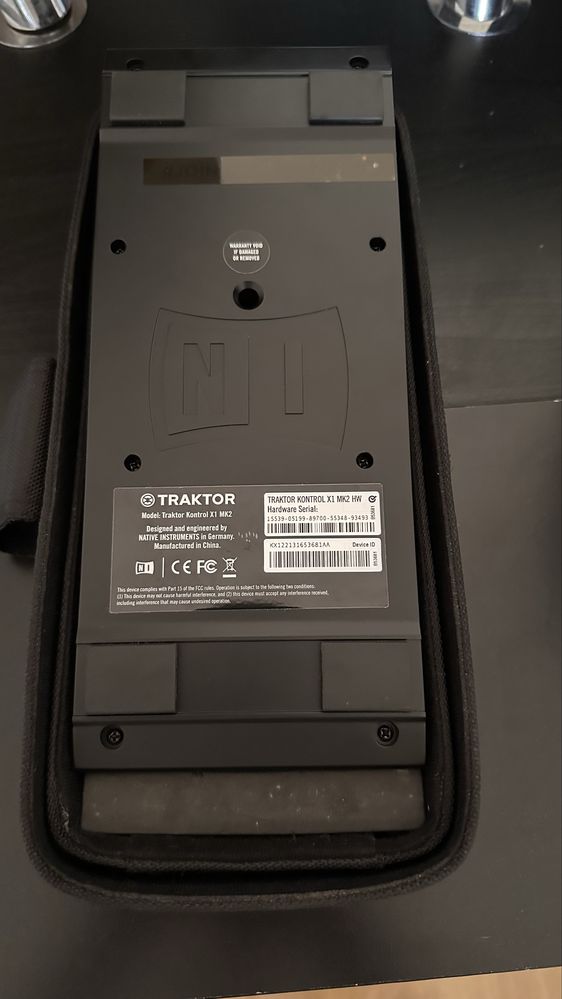 Traktor kontrol X1 MK2