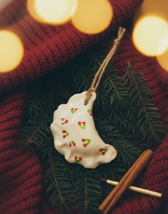 Новогодние украшения ручной работы,новорічні керамічні іграшки.