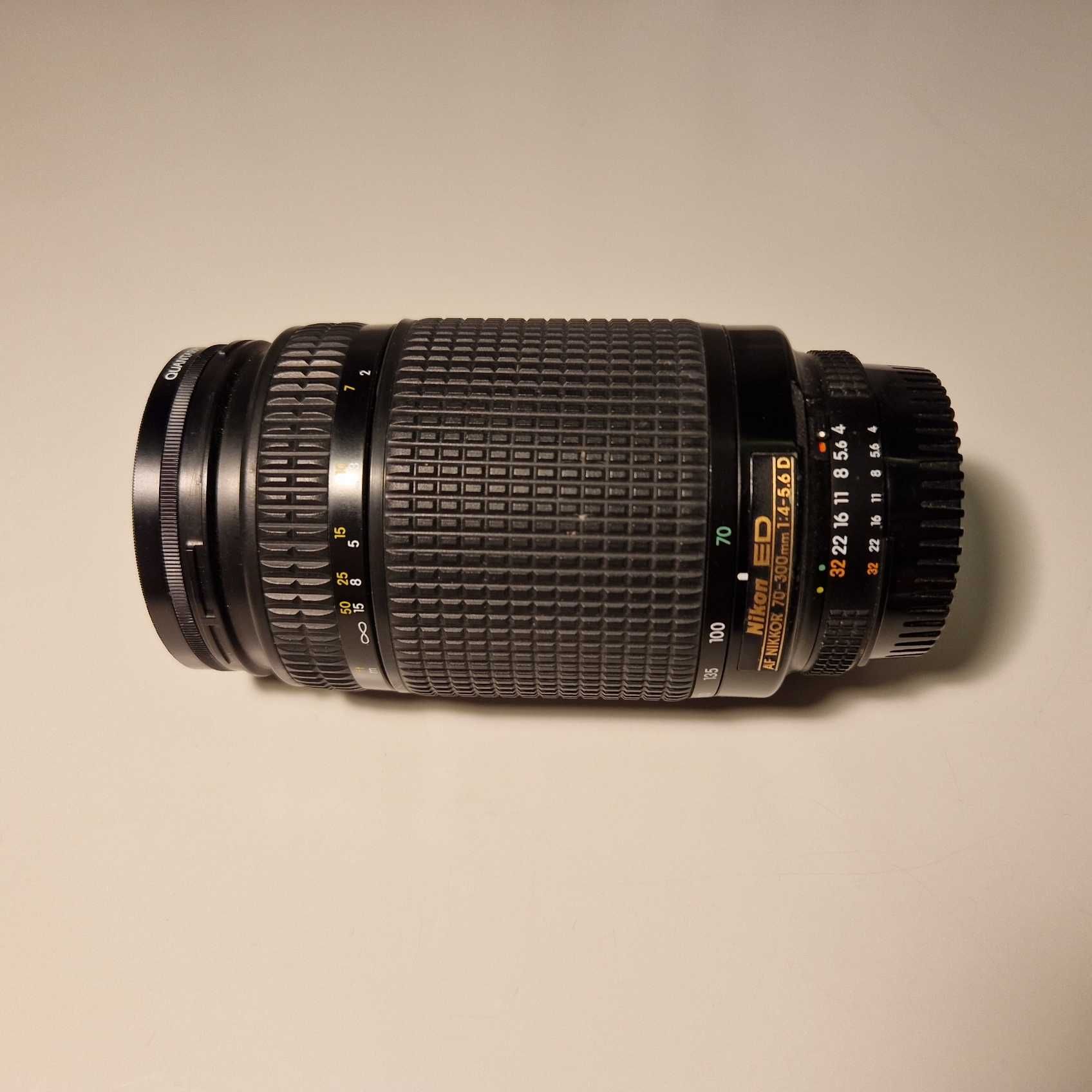 Sprzedam Nikon Nikkor AF 70-300mm f4-5,6 D ED