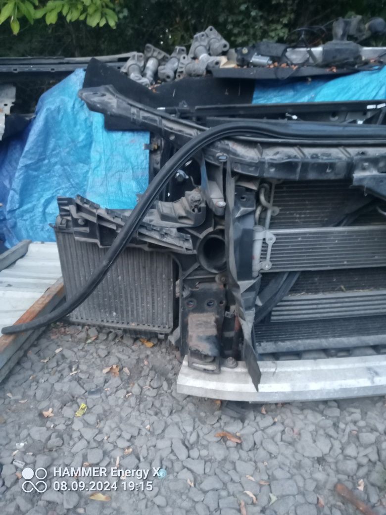 Pas przedni kompletny audi Q7 4L 3,0tdi BUG 2007