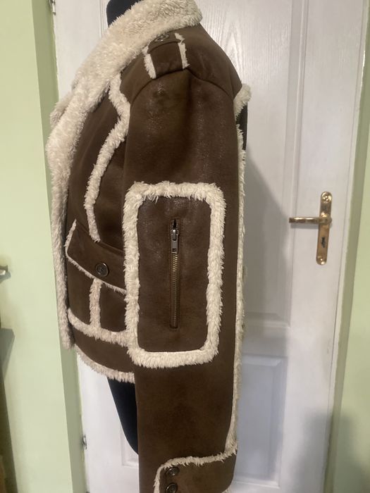 Brązowy kożuszek ramoneska rM