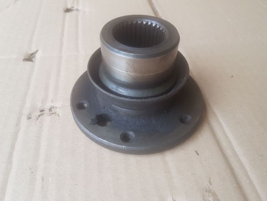 FS LUBLIN 3Mi DZT Pasagon Lublinek flansza kołnierz mocujący wał napędowy most