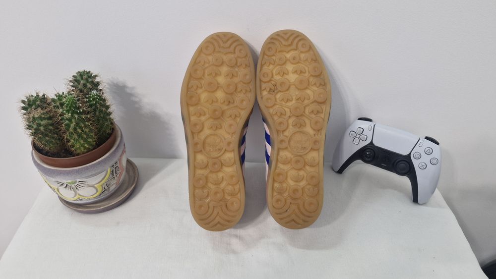 Adidas Gazelle.Розмір 39