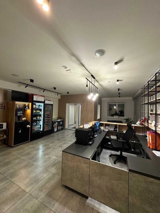 Студія-Кабинет-офіс 18 кв.м. в районі метро Славутич