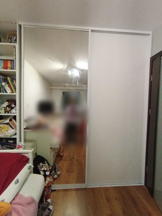 Szafa lub drzwi do szafy