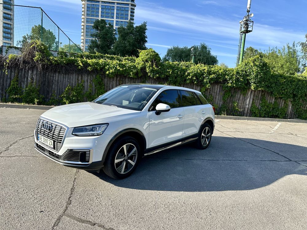 Продам audi Q2