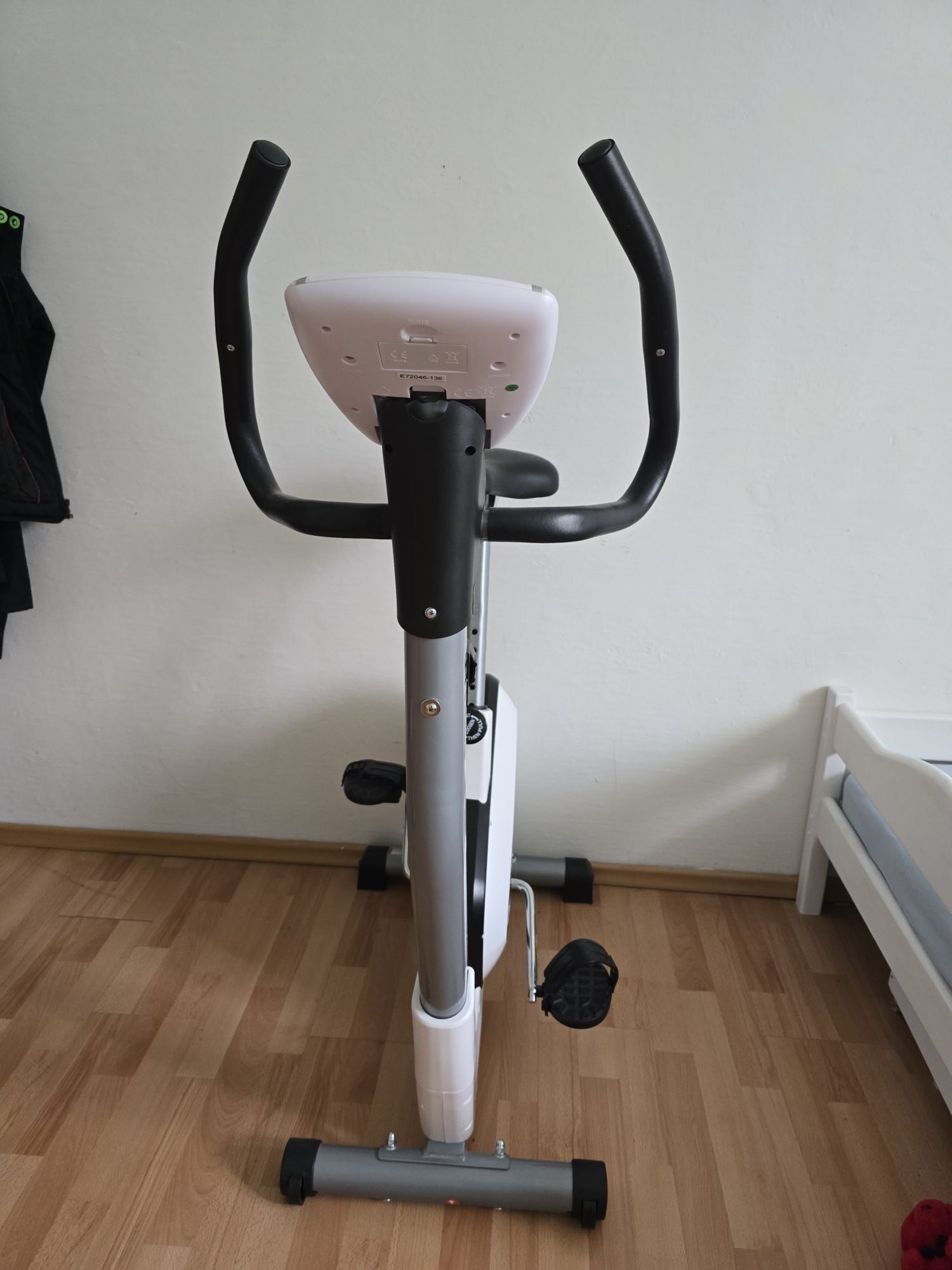 Rowerek stacjonarny MOTIVE FITNESS by U.N.O.