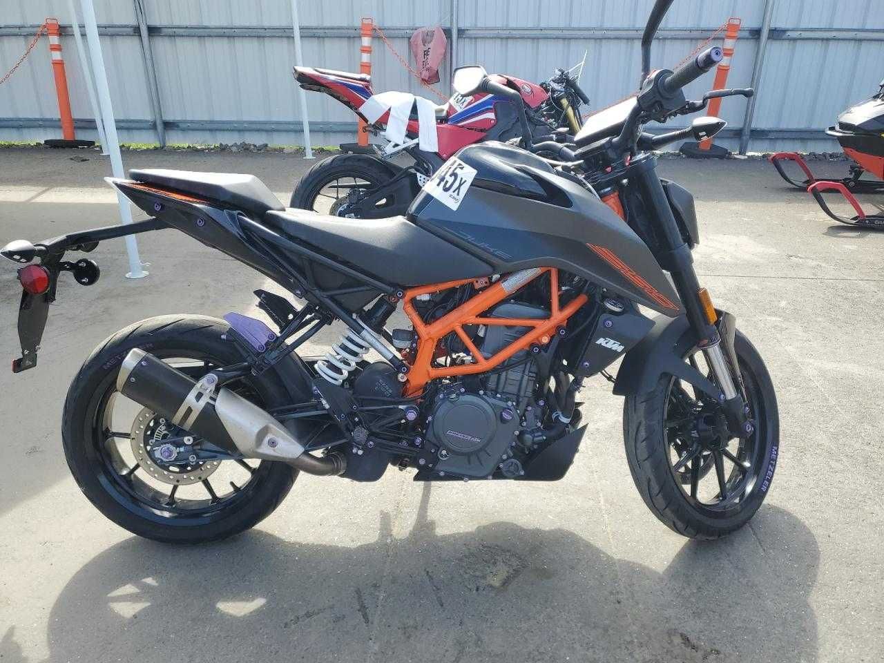 KTM 390 Duke 2023