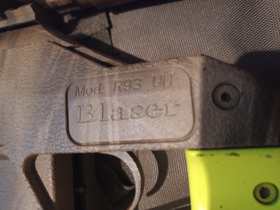 Vendo réplica King Arms Blaser R93