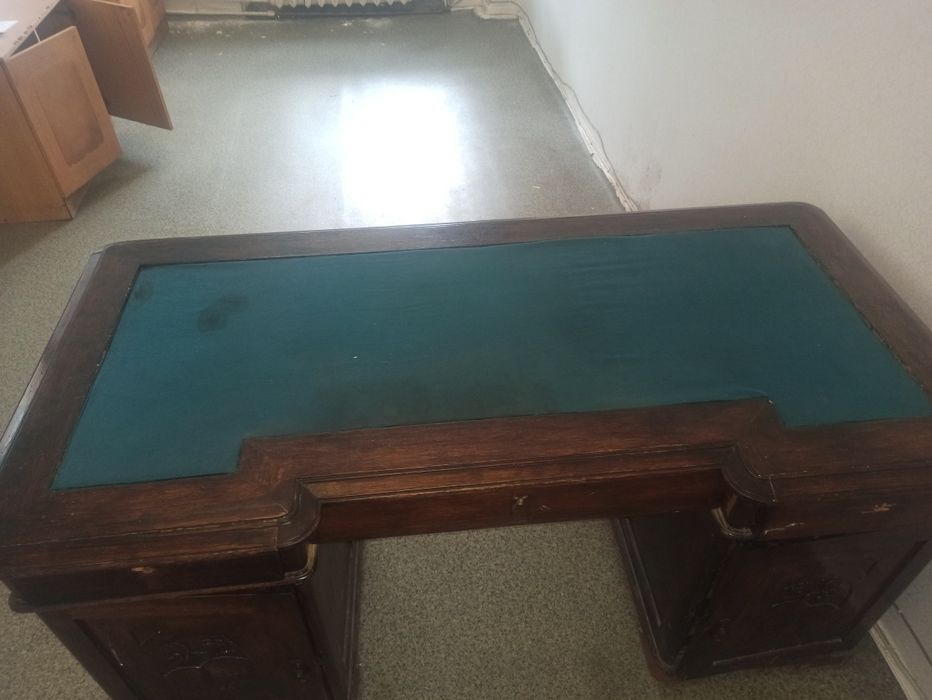 Продам канцелярский стол