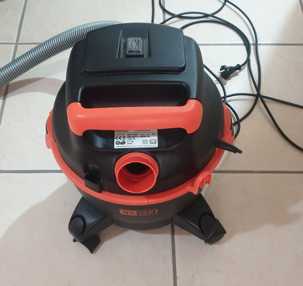 Aspirador Black and decker