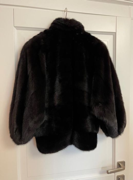 Продаётся шубка-автоледи, норка, как новая.