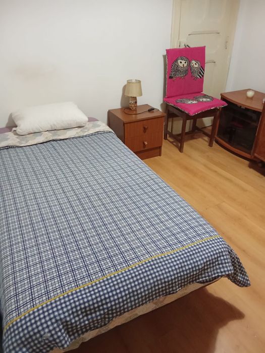 Alugo quarto entre Santa Polonia e Sapadores