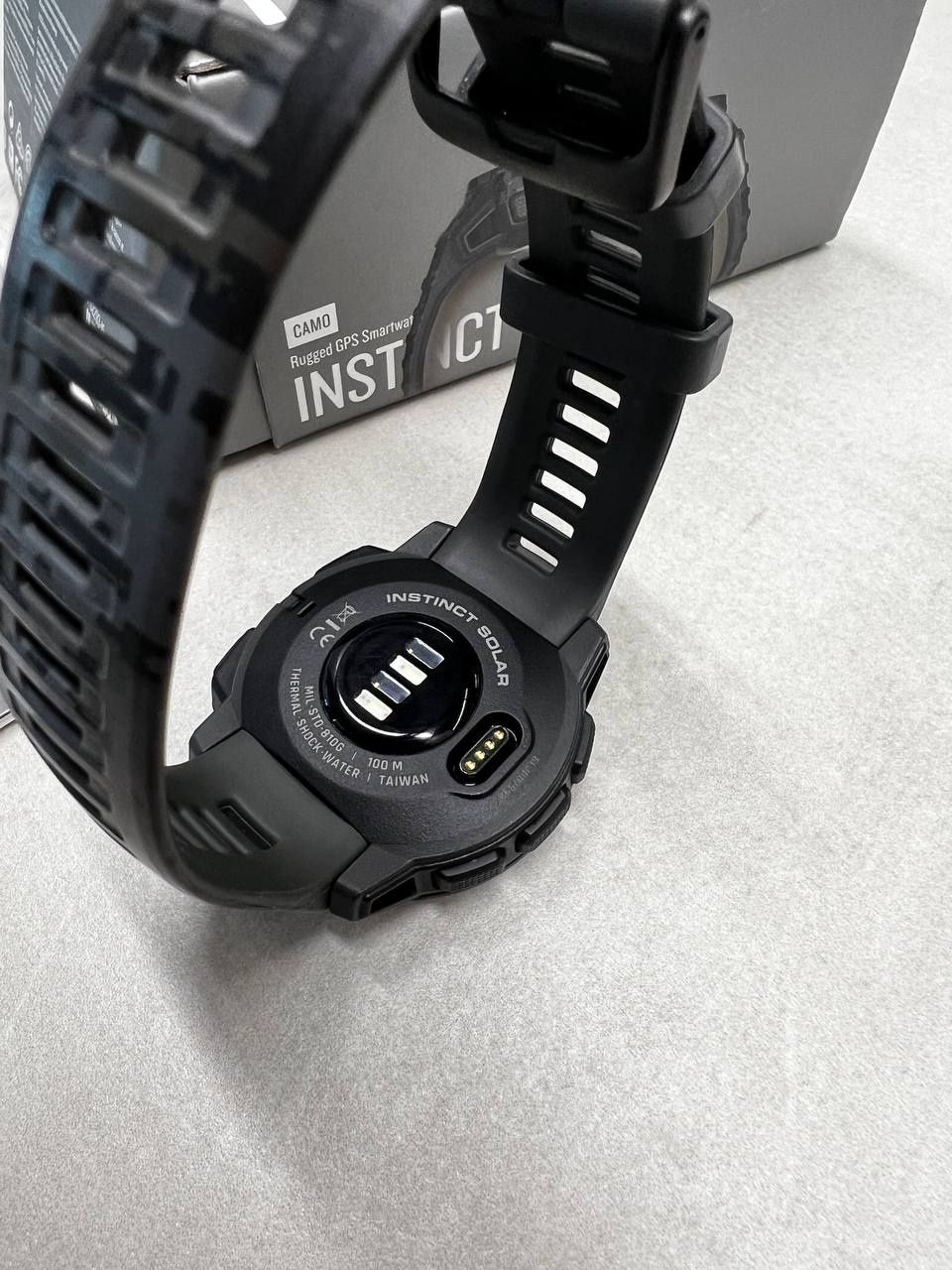 Garmin Instinct Solar camo