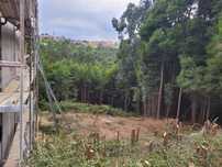 EXCELENTE terreno, p/ construção MORADIA, 3 frentes, 3 pisos.